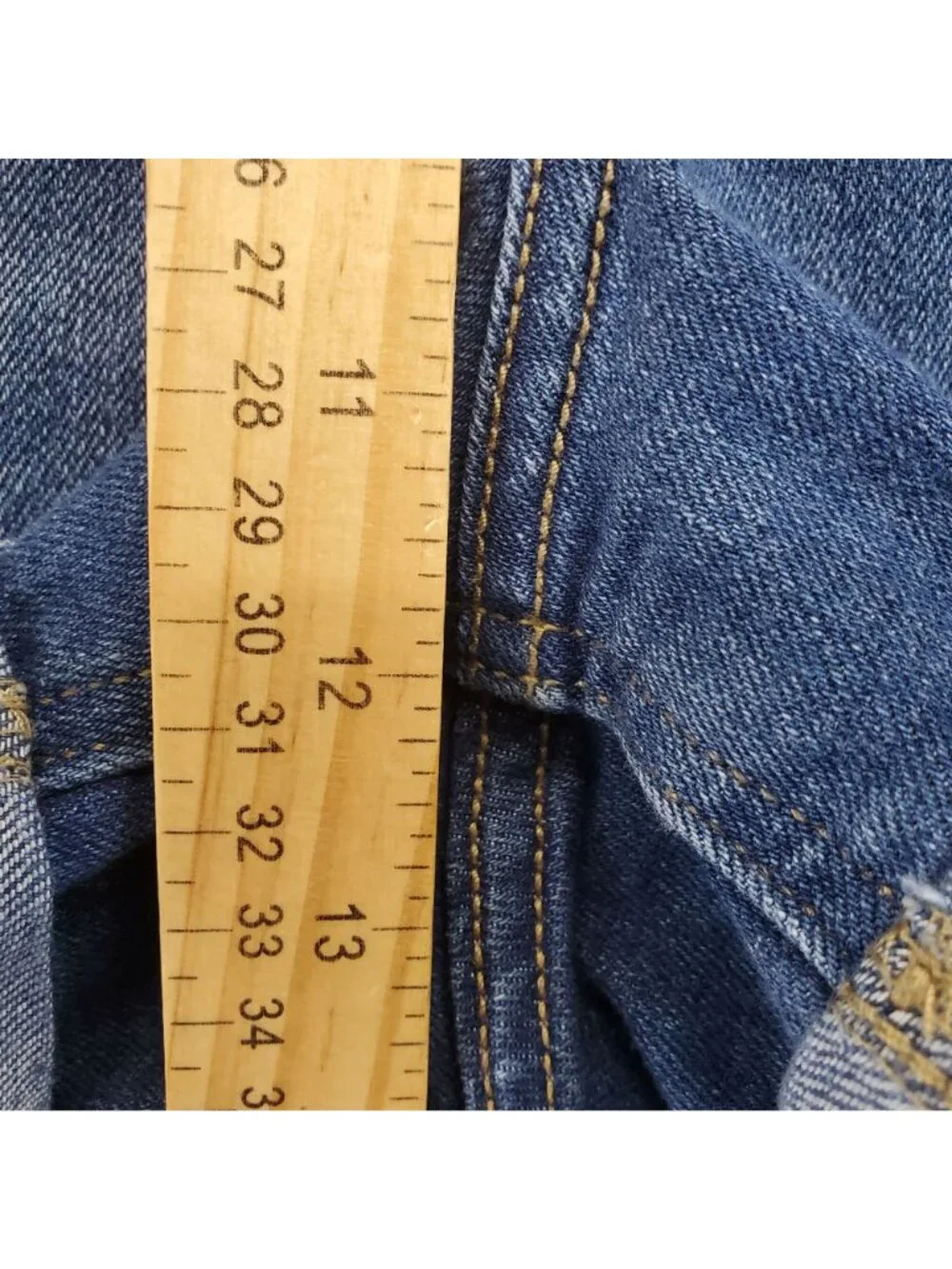 Old Navy Shorts Womens 18 Blue High-Rise Wow Stretch Denim Jorts *Read*